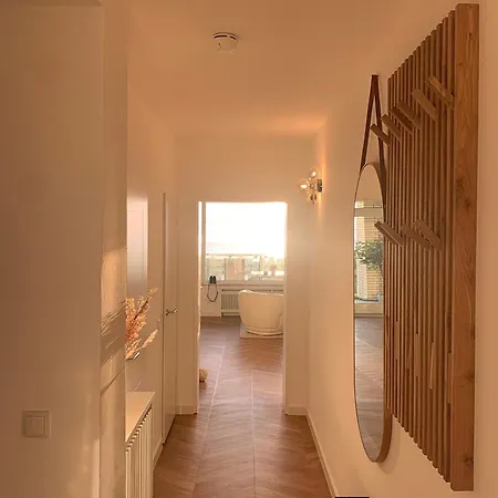 Panoramameerblicksuite Direkt Am Strand, Garage Wlan, Aufzug, Smarttv,bettwaesche,handtuecher, Netflix Uvm *