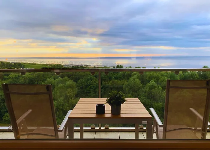 Panoramameerblicksuite Direkt Am Strand, Garage Wlan, Aufzug, Smarttv,bettwaesche,handtuecher, Netflix Uvm Апартаменты