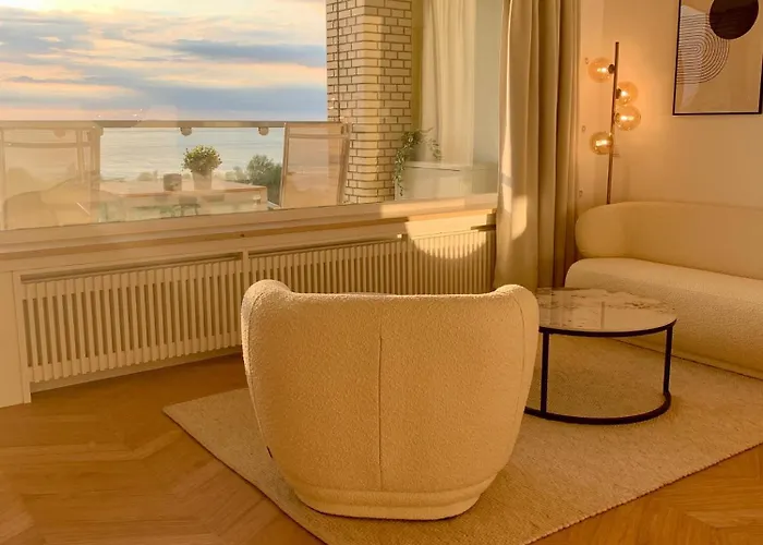 Panoramameerblicksuite Direkt Am Strand, Garage Wlan, Aufzug, Smarttv,bettwaesche,handtuecher, Netflix Uvm Appartement