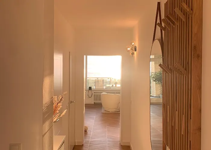 Panoramameerblicksuite Direkt Am Strand, Garage Wlan, Aufzug, Smarttv,bettwaesche,handtuecher, Netflix Uvm *